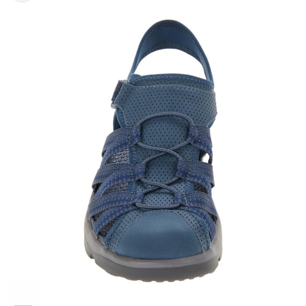 Baretraps Lana Women's Closed Toe Sandals (Navy) - Picture 3 of 11